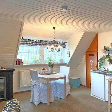 Apartment With Garden In Weissenbrunn